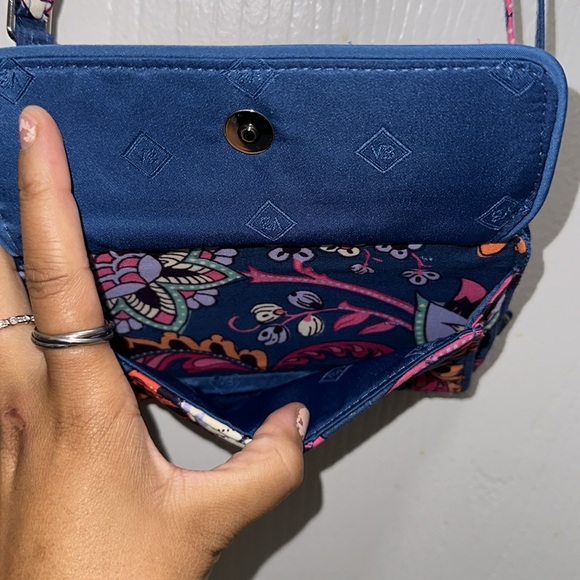 Vera Bradley All In One RFID- Dragon Fruit Floral - Picture 3 of 6